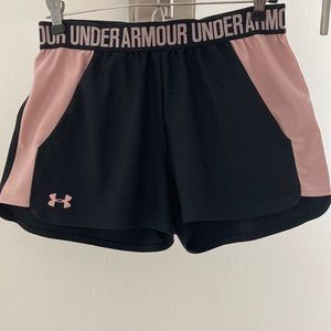 Under Armour Workout Shorts - Medium